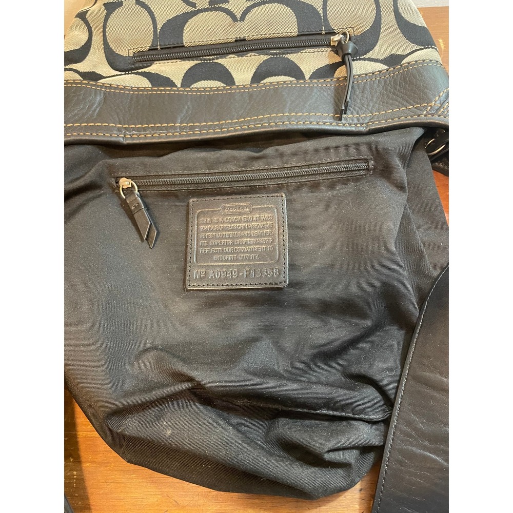 COACH Black & Gray Signature Canvas Leather Trim‎ Hobo Crossbody Bag F13358 GUC - Picture 11 of 11